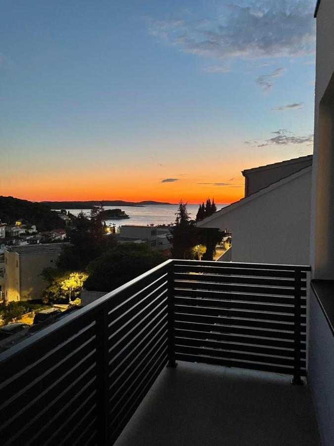 Sandi Hvar Apartments Đảo Hvar Ngoại thất bức ảnh