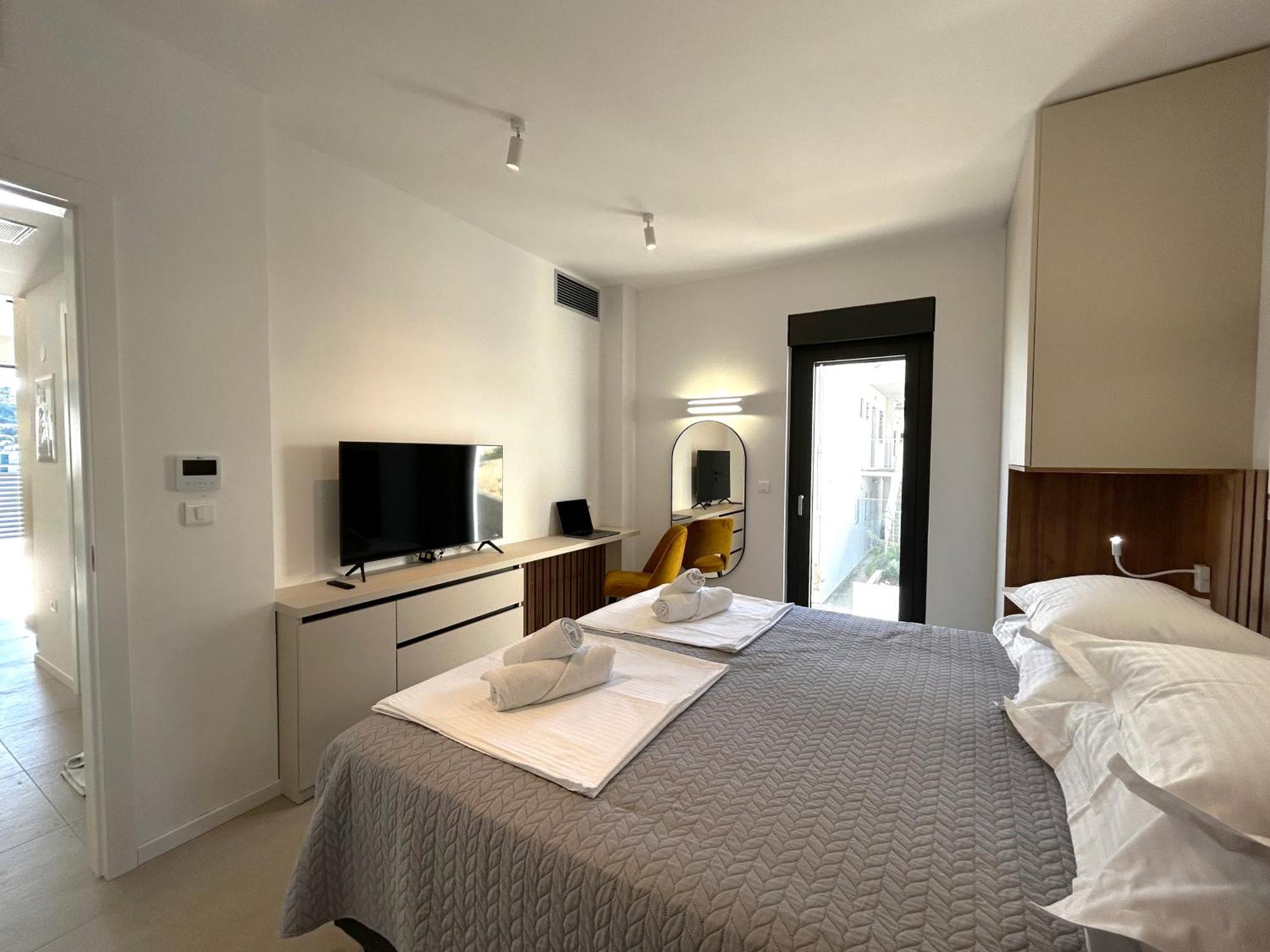 Sandi Hvar Apartments Đảo Hvar Ngoại thất bức ảnh