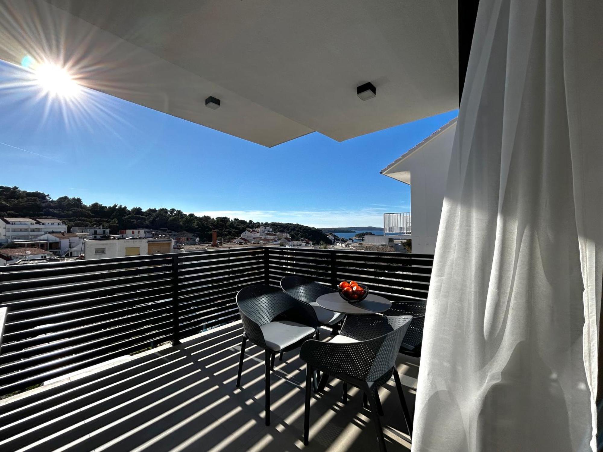 Sandi Hvar Apartments Đảo Hvar Ngoại thất bức ảnh